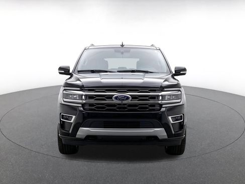 Used 2024 Ford Expedition Limited AWD/4WD image 2