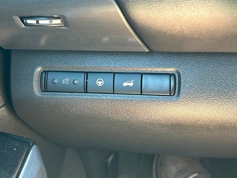 Certified 2024 Nissan Pathfinder SL AWD/4WD image 32