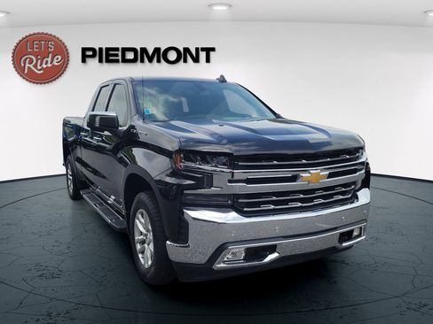 Used 2019 Chevrolet Silverado 1500 LTZ w/ LTZ Plus Package RWD image 4