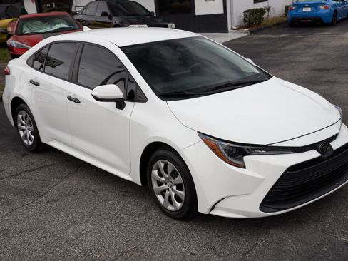 Used 2024 Toyota Corolla LE FWD image 20