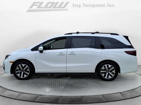 New 2026 Honda Odyssey EX-L image 4