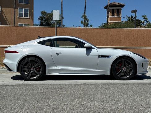 Used 2017 Jaguar F-TYPE S British Design Edition RWD image 3
