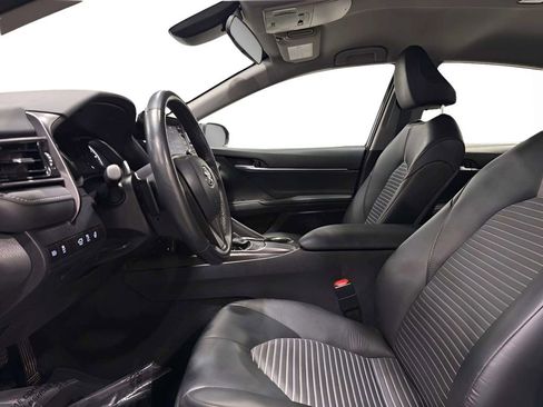 Used 2024 Toyota Camry SE FWD image 16