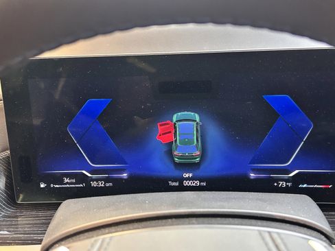 New 2026 BMW ALPINA XB7 AWD/4WD image 26