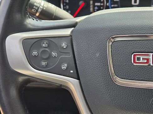 Used 2021 GMC Acadia SLT w/ Elevation Edition FWD image 15