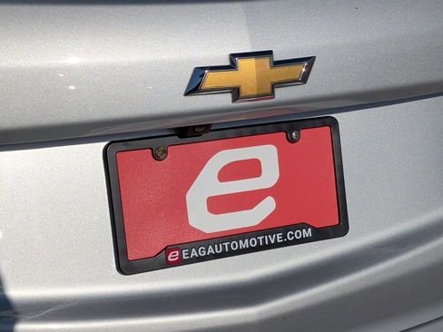 Used 2022 Chevrolet Equinox LT image 40