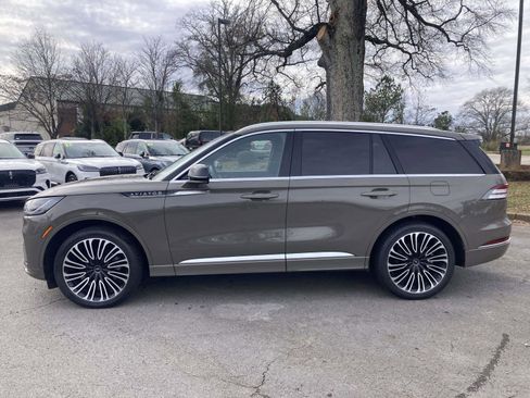New 2025 Lincoln Aviator Black Label image 8
