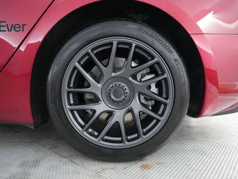 Used 2025 Tesla Model 3 Long Range image 9