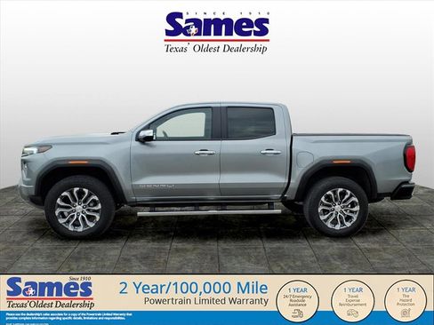 Used 2023 GMC Canyon Denali image 4