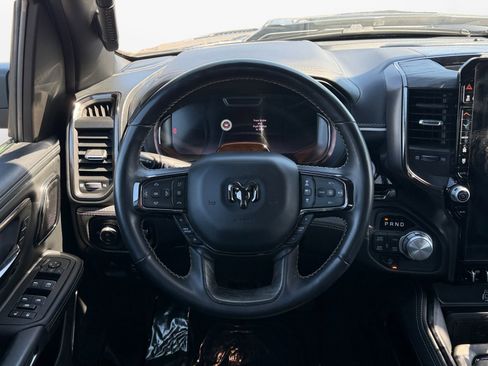 Used 2025 RAM 1500 Limited image 12