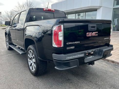 Used 2019 GMC Canyon Denali image 8