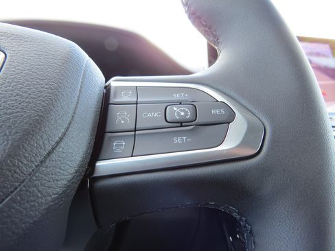 New 2026 Jeep Compass Limited w/ Sun, Sound & Navigation Group image 22