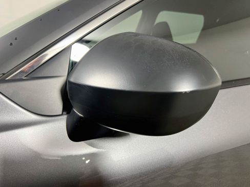 Used 2024 Nissan Rogue S FWD image 13