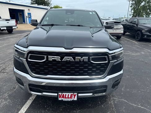 Used 2026 RAM 1500 Big Horn AWD/4WD image 8