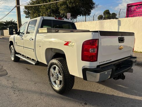 Used 2013 Chevrolet Silverado 2500 LT w/ Texas Edition image 3