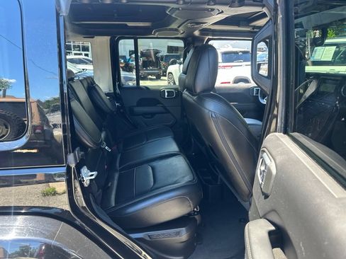 Certified 2022 Jeep Wrangler Unlimited Sahara w/ Cold Weather Group AWD/4WD image 21