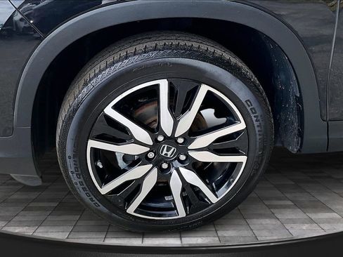 Used 2020 Honda Pilot Touring image 37