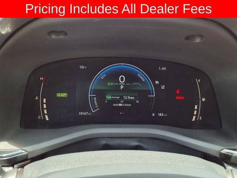 Used 2025 Toyota Camry SE w/ Convenience Package FWD image 30