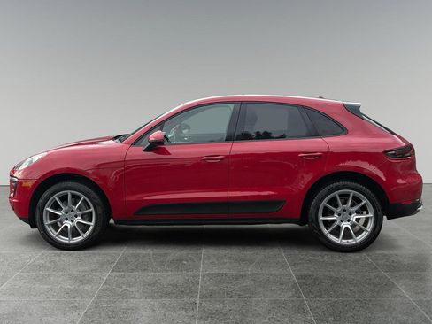 Used 2017 Porsche Macan AWD/4WD image 3