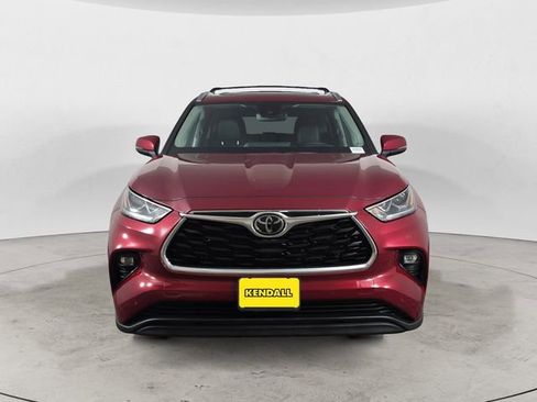 Used 2023 Toyota Highlander Limited AWD/4WD image 8