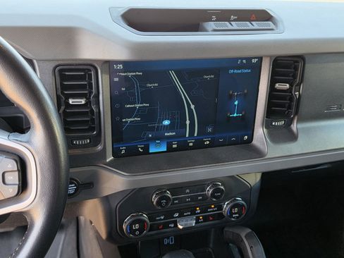 Used 2024 Ford Bronco Big Bend AWD/4WD image 8