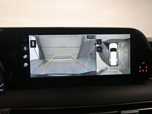 Used 2024 Hyundai Palisade Calligraphy image 11