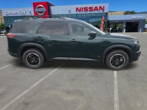Used 2025 Nissan Pathfinder Rock Creek AWD/4WD image 7