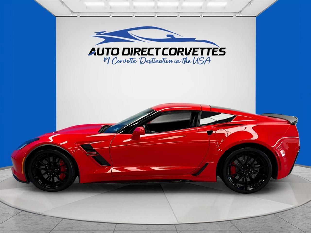 Used 2019 Chevrolet Corvette Grand Sport w/ Carbon Flash Badge Package RWD image 7