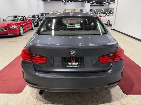Used 2013 BMW 320i xDrive Sedan AWD/4WD image 12