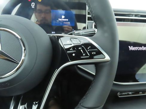 New 2026 Mercedes-Benz E 350 Sedan image 13