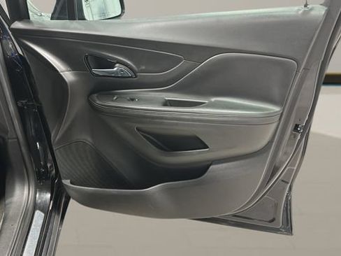 Used 2018 Buick Encore Essence FWD image 30