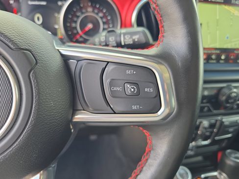 Used 2021 Jeep Wrangler Unlimited Rubicon AWD/4WD image 24