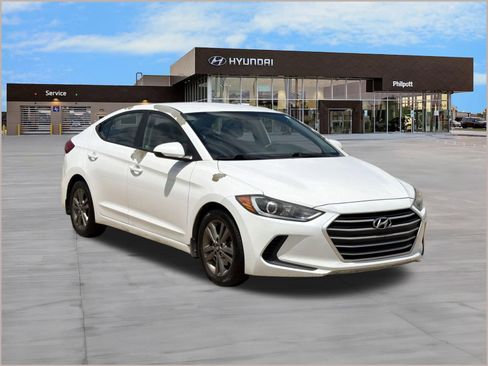 Used 2018 Hyundai Elantra SEL FWD image 6