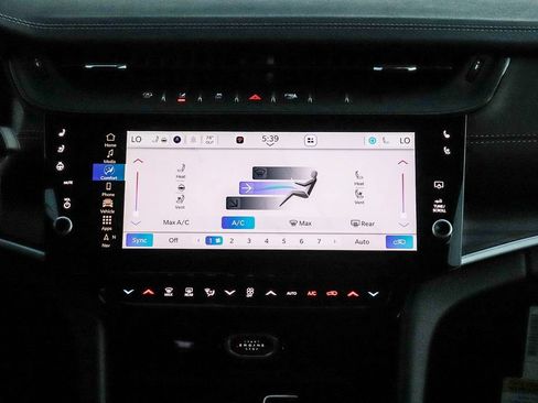 New 2026 Jeep Grand Cherokee Limited AWD/4WD image 17