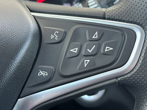 Used 2022 Chevrolet Equinox LT FWD image 26