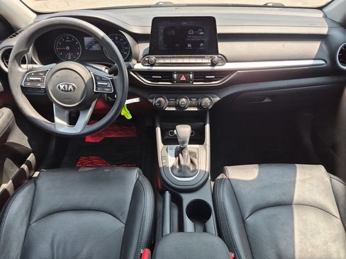 Used 2020 Kia Forte LXS FWD image 16