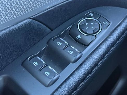 Used 2016 Ford Explorer XLT w/ Equipment Group 201A image 25