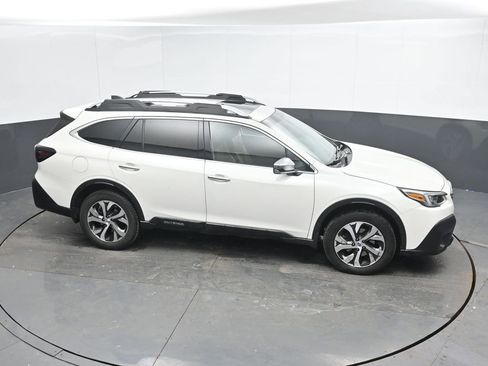 Used 2020 Subaru Outback Touring XT image 37