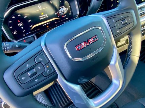 New 2026 GMC Sierra 1500 Elevation image 43