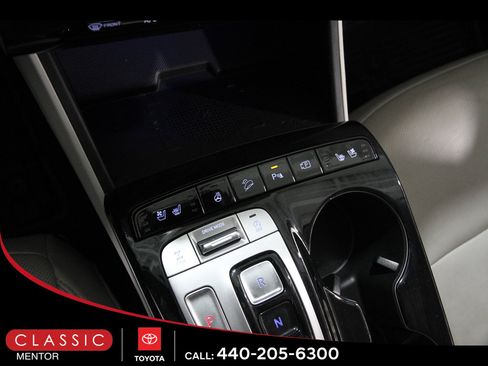 Used 2024 Hyundai Tucson Limited AWD/4WD image 16