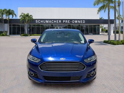 Used 2016 Ford Fusion Titanium FWD image 2