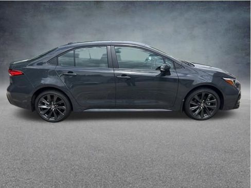 Used 2026 Toyota Corolla SE w/ SE Package FWD image 10