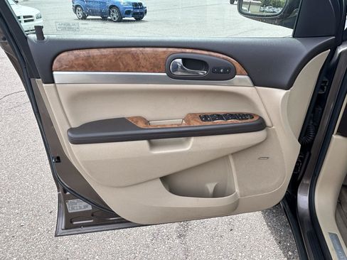 Used 2010 Buick Enclave CXL w/ Trailering Provision Package AWD/4WD image 15