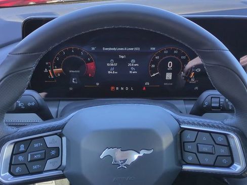 Used 2025 Ford Mustang Premium image 27