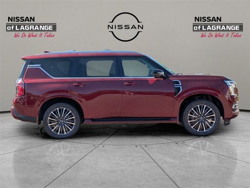 New 2025 Nissan Armada Platinum Reserve image 7