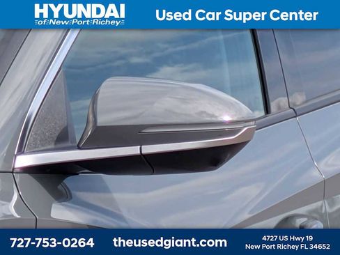 Used 2024 Hyundai Tucson Limited FWD image 11