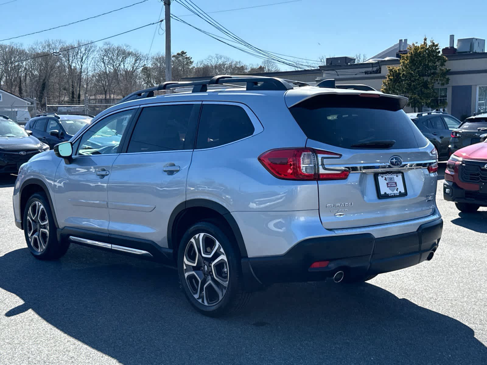 Used 2025 Subaru Ascent Limited AWD/4WD image 5
