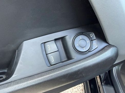 Used 2021 Chevrolet Camaro LS RWD image 34