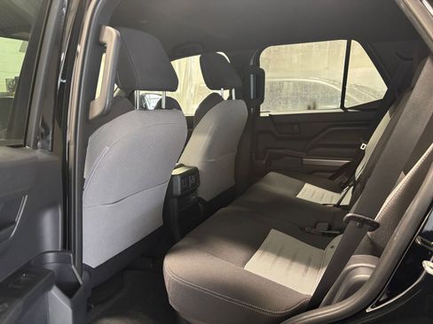 Used 2025 Toyota 4Runner TRD Off-Road image 36