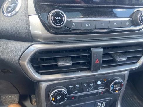 Used 2021 Ford EcoSport SE w/ SE Convenience Package FWD image 12